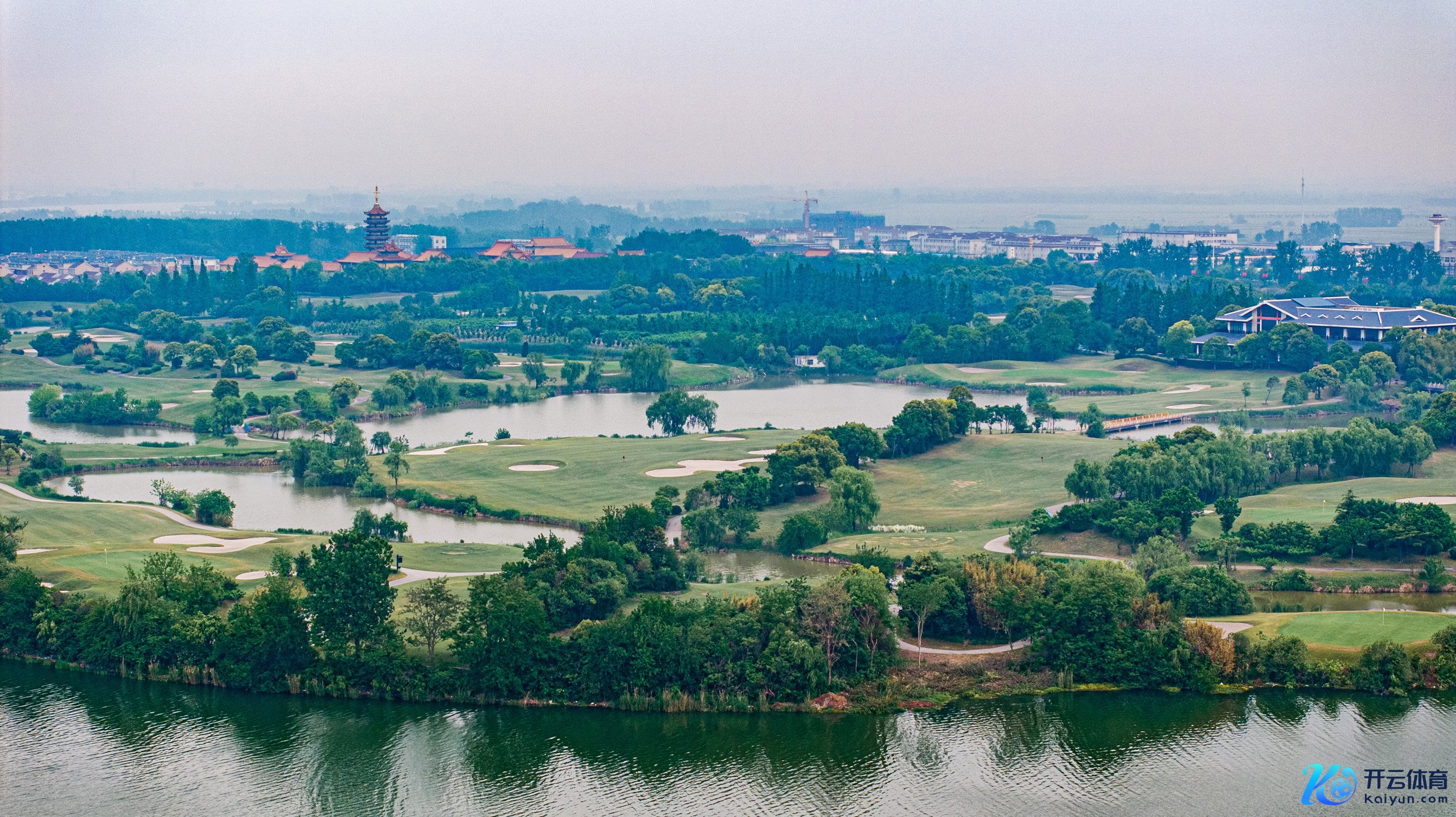 射阳高尔夫球场 彭岭摄