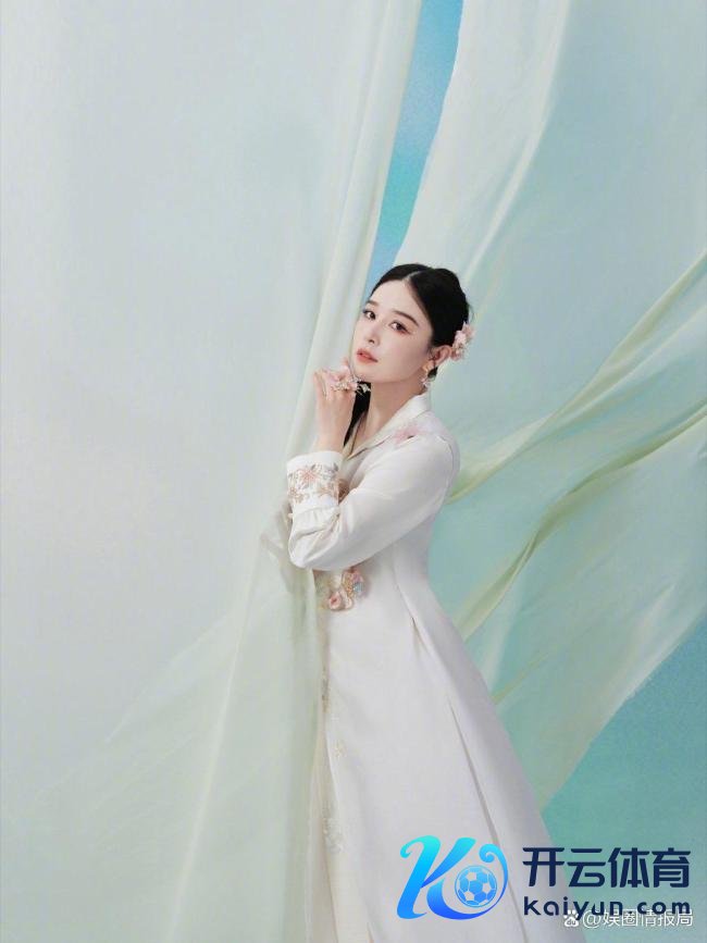 阚清子新妆造 花神造型引爆全网热议
